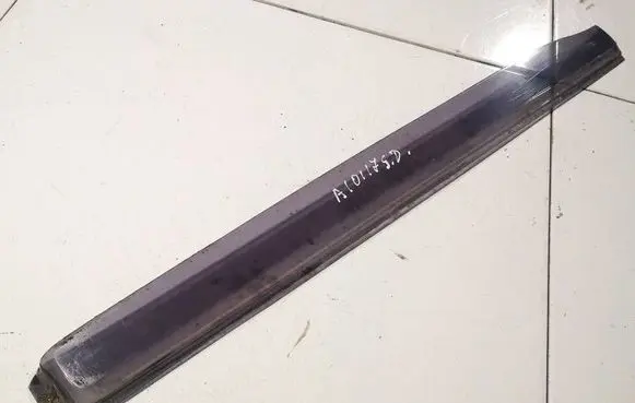 Peugeot 807 Sliding door wind deflector 