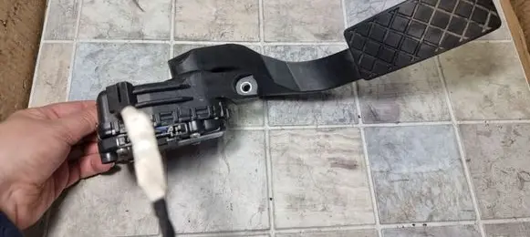 Audi A6 S6 C5 4B Accelerator throttle pedal 8D1723523M 6PV00837602
