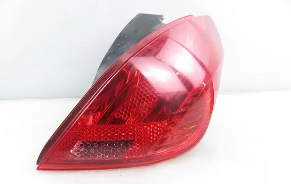 Peugeot 308 Rear/tail lights 9680425680