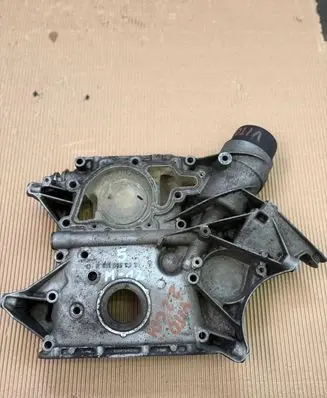 Mercedes-Benz E W211 Timing chain cover R6110150302