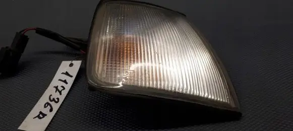 Hyundai Lantra I Front indicator light