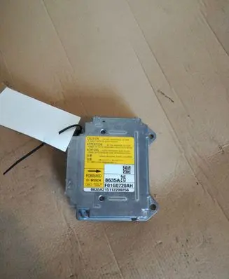 Mitsubishi ASX Airbag control unit/module 8635A215 F01G0720AH 8635A215112200256