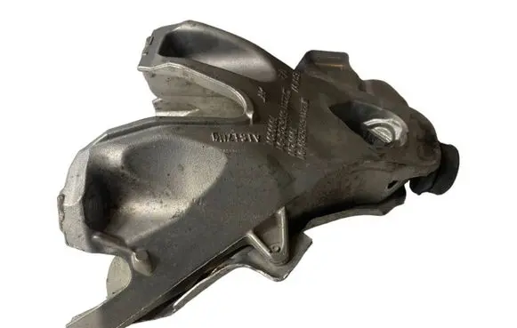 BMW X5 F15 Engine mounting bracket 6876280 6876284 7000201