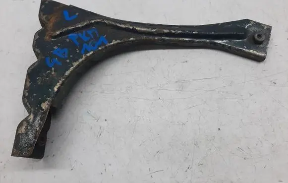 Audi A6 Allroad C5 Fender mounting bracket 4B3821136A6C5