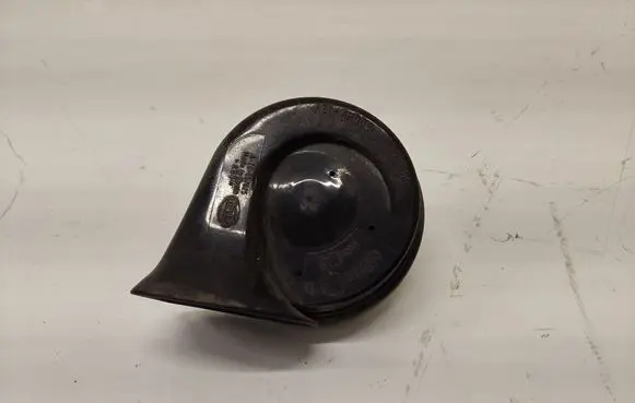 Audi A4 S4 B6 8E 8H Horn signal 007424