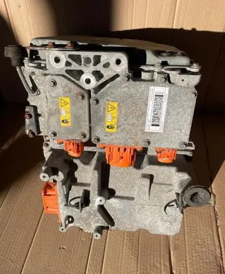 Renault Zoe Voltage converter inverter 296G12873R 690650074 06032019