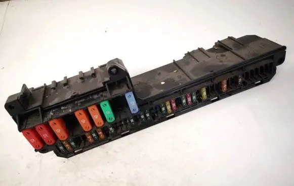BMW 5 E60 E61 Fuse box set 10688710 15613290
