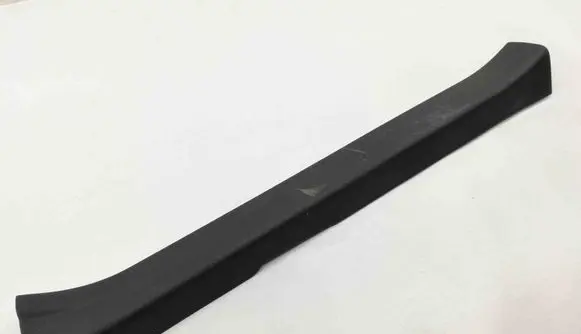 (A) pillar trim