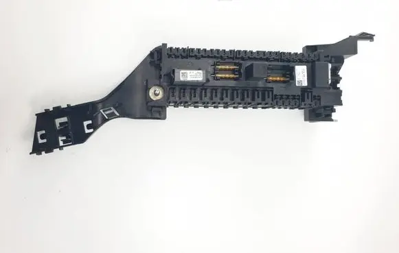 Mercedes-Benz GLE (W166 - C292) Fuse module A1665402350