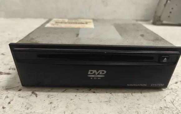 Nissan Primera CD/DVD changer 28330BA000 CCA8130C 40702613H