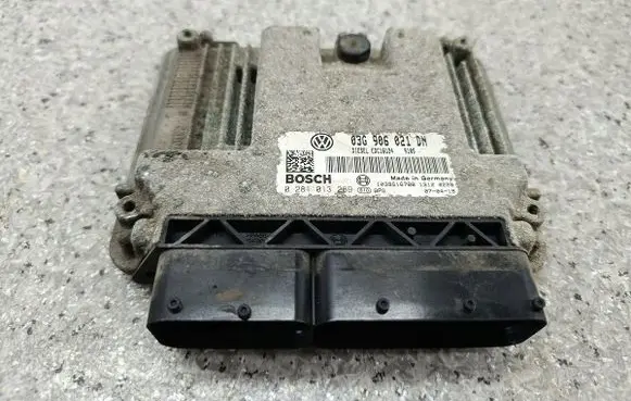 Skoda Octavia Mk2 (1Z) Engine control unit/module ECU