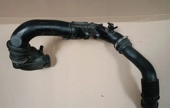 Ford Puma Air intake hose/pipe L1B19C623BA L1B19R504AB