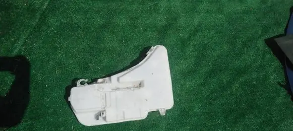 BMW 5 F10 F11 Lamp washer fluid tank F10zbl