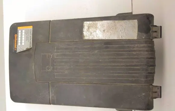 Audi A3 S3 8P Battery box tray cover/lid 1K0915443A