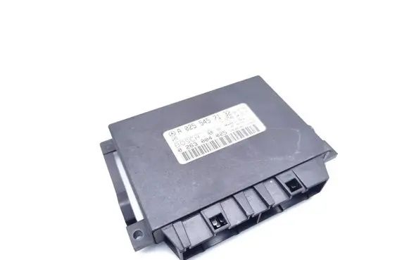 Mercedes-Benz E W211 Parking PDC control unit/module A0255457132 0263004025