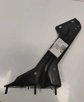 Audi Q5 SQ5 Fender mounting bracket 8R0821136 20180412