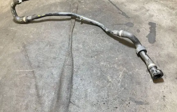 Volvo XC40 Engine coolant pipe/hose 32138736 12738736