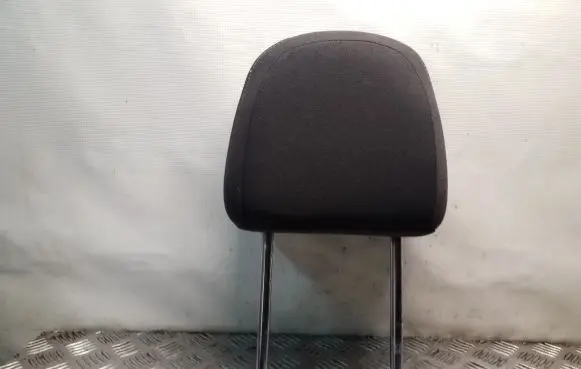 Opel Mokka Front seat headrest 