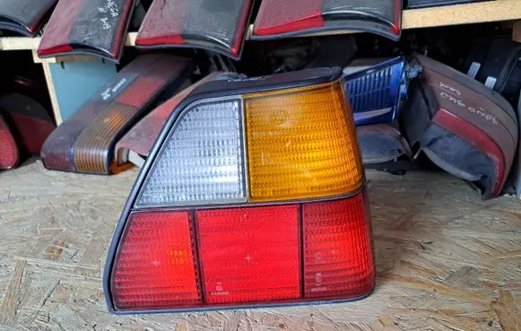 Volkswagen Golf II Rear/tail lights 191945112
