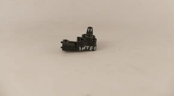 Ford Kuga II Air pressure sensor EL8A9F479AA 0261230430