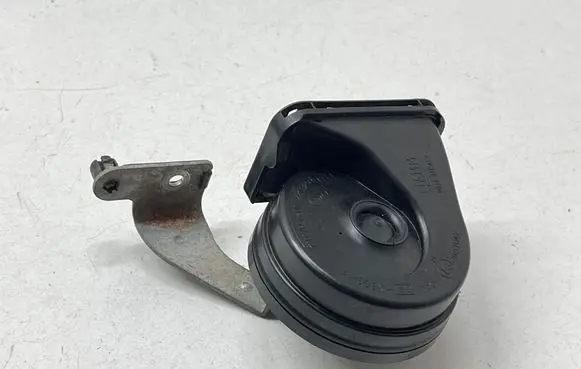 Volvo XC90 Horn signal 0024082012 A046522