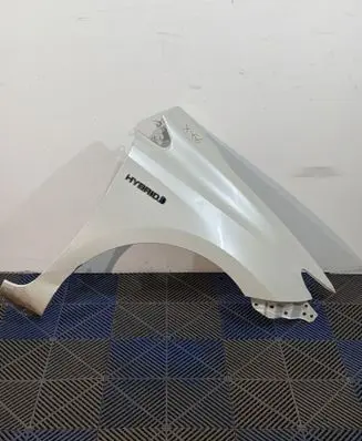 Toyota Auris E180 Fender HRBRDR