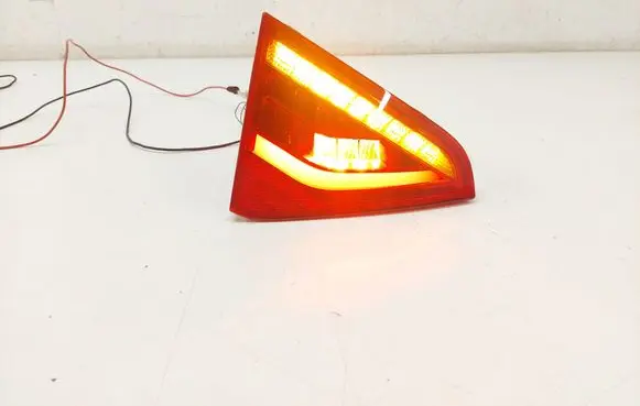 Audi A5 Sportback 8TA Tailgate rear/tail lights 8T0945093C