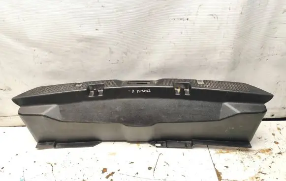 Ford Taurus Bottom trim A1354406A64ADW A7150 D12215
