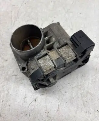 Fiat 500 Throttle body valve 55192787