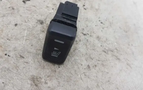 Subaru Legacy Seat heating switch NOCODE