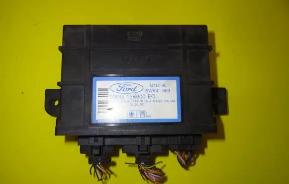 Ford Mondeo MK II Comfort/convenience module 93BG15K600EC 5WK4606