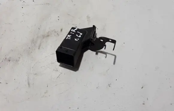 Renault Trafic III (X82) Glow plug pre-heat relay 8200798585