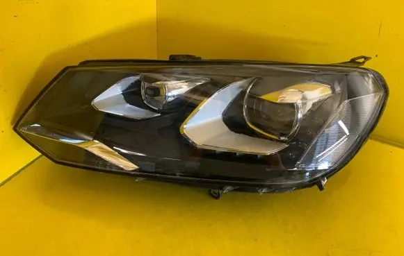 Volkswagen Touareg II Headlight/headlamp 7P1941033