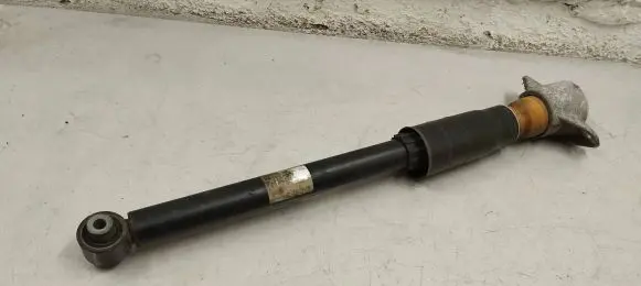 Audi A4 S4 B9 8W Rear shock absorber/damper 8w0513028bf 8w0513035aj