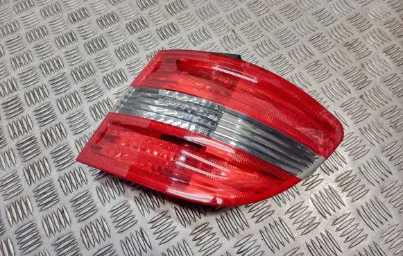 Mercedes-Benz B W245 Rear/tail lights A169920