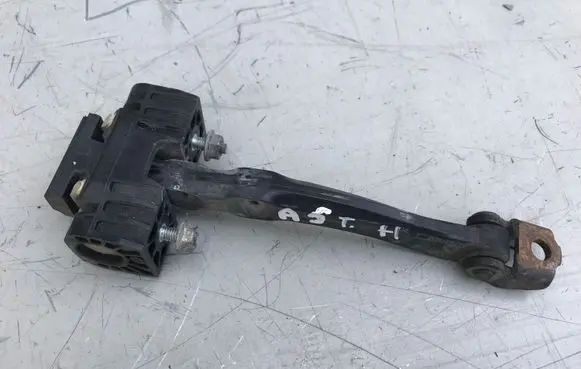 Opel Astra H Front door check strap stopper 13107175