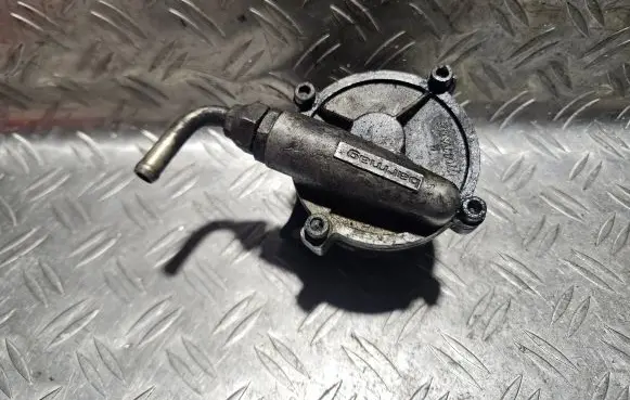 Renault Rapid Vacuum pump 7700716305