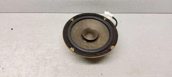 Hyundai Sonata Front door speaker 963303K500