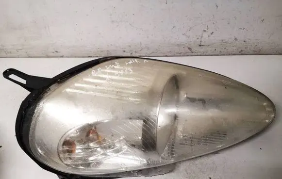 Fiat Punto (188) Headlight/headlamp a385