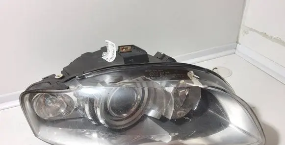 Audi A4 S4 B7 8E 8H Headlight/headlamp 8E0941004BM 18021804 1307329115