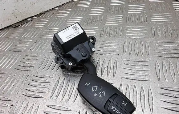 BMW 5 E60 E61 Indicator stalk 6951349