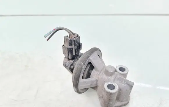 Mazda 323 EGR valve K5T710