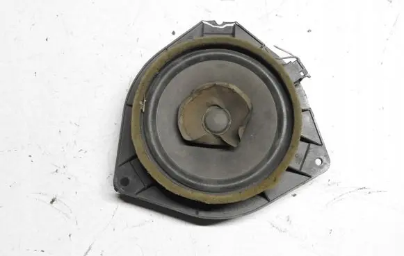 Toyota Yaris High frequency speaker in the rear doors 861600D020