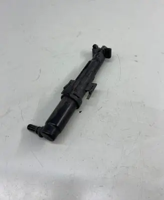 Headlight washer spray nozzle