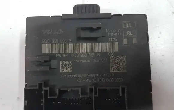 Audi A3 S3 8V Door control unit/module 5Q0959595BXAUTOPI 5Q0959595B