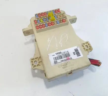 KIA Ceed Fuse module 1H540