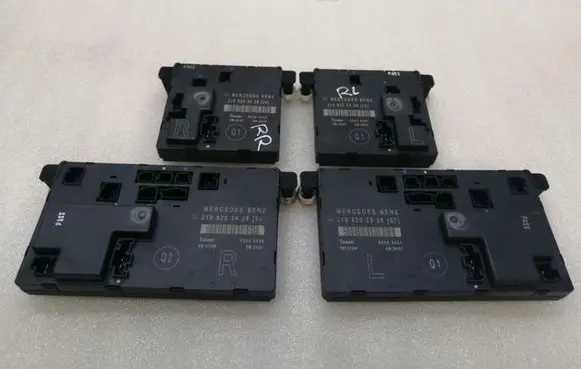 Mercedes-Benz CLS C219 Door control unit/module A2198202326 A2198202426