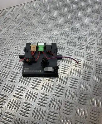Audi A4 S4 B6 8E 8H Light module LCM 8E0907279C