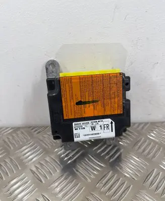 Nissan Qashqai Airbag control unit/module 988204EH0B 627260200 A24EH14925005B