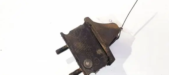 Mercedes-Benz Sprinter W901 W902 W903 W904 Engine mount bracket 9012412513